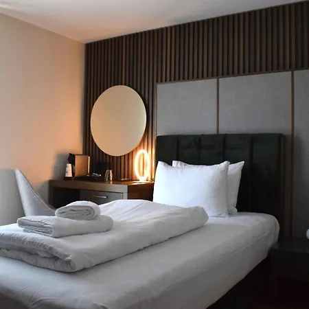 Akropolis Szálloda 3*