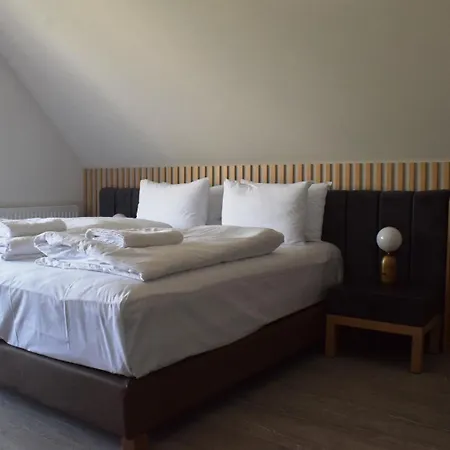 Ξενοδοχείο Akropolis 3*