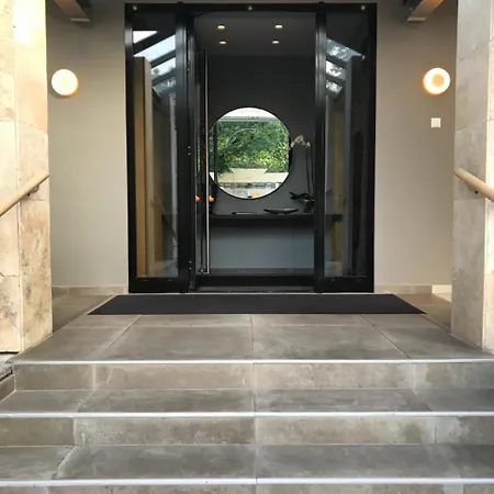 Akropolis 3* Neurenberg
