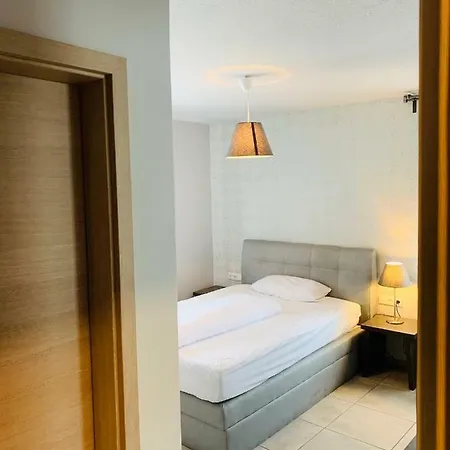 Hotel Akropolis 3*